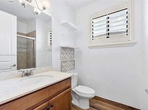 6920 SW 96th Ct, Miami FL 33173