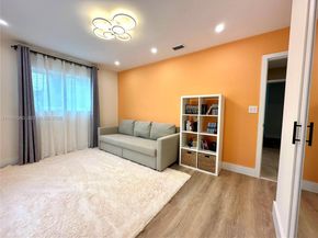 8203 NW 37th St, Coral Springs FL 33065