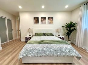 8203 NW 37th St, Coral Springs FL 33065