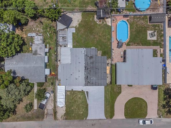 7540 Simms St, Hollywood FL 33024
