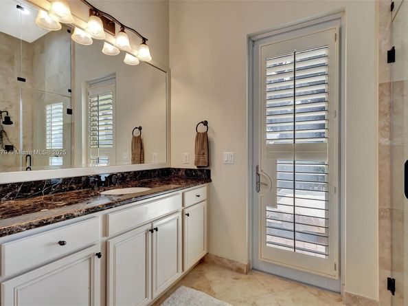 333 Charroux Dr, Palm Beach Gardens FL 33410