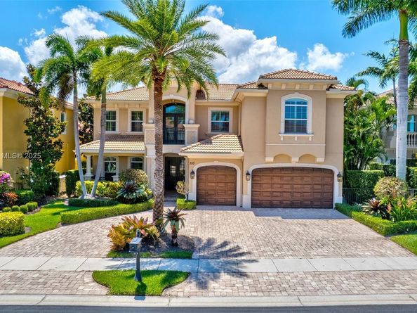 333 Charroux Dr, Palm Beach Gardens FL 33410