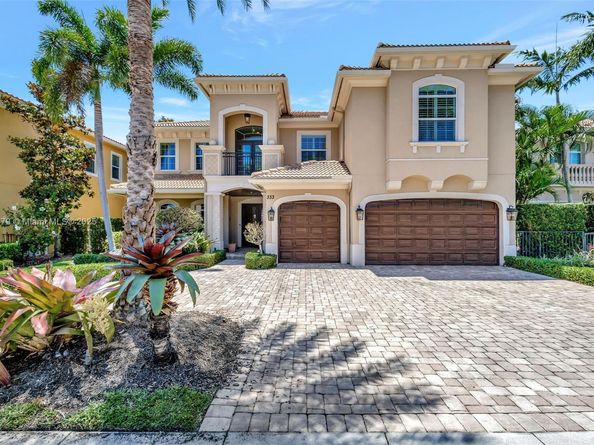 333 Charroux Dr, Palm Beach Gardens FL 33410
