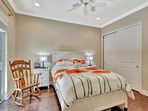 333 Charroux Dr, Palm Beach Gardens FL 33410