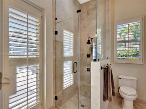 333 Charroux Dr, Palm Beach Gardens FL 33410