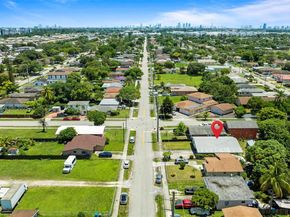 5204 SW 19th St, West Park FL 33023