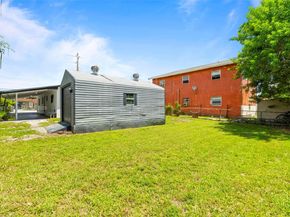 5204 SW 19th St, West Park FL 33023