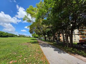 9360 Fontainebleau Blvd 503, Miami FL 33172