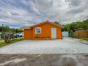 2112 NW 5th St, Pompano Beach FL 33069