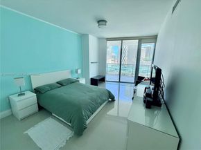 350 S Miami Ave 1601, Miami FL 33130