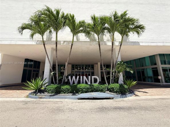 350 S Miami Ave 1601, Miami FL 33130