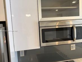 3600 NE 170th St 407, North Miami Beach FL 33160