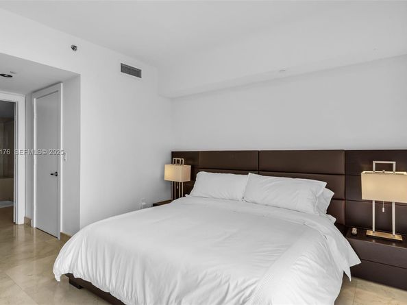 495 Brickell Ave 2405, Miami FL 33131