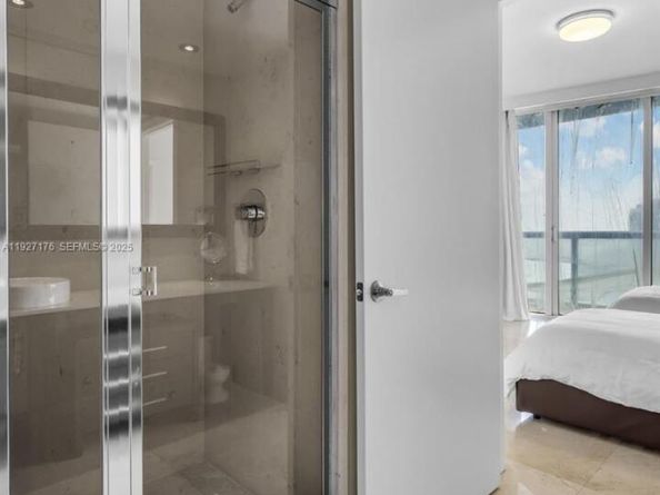 495 Brickell Ave 2405, Miami FL 33131