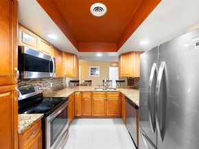8406 NW 35th St, Coral Springs FL 33065
