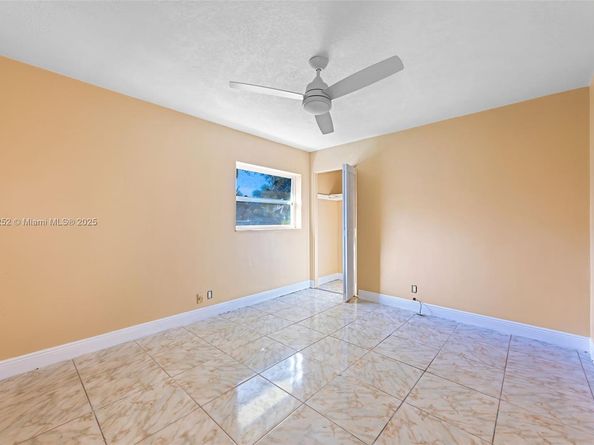 8406 NW 35th St, Coral Springs FL 33065