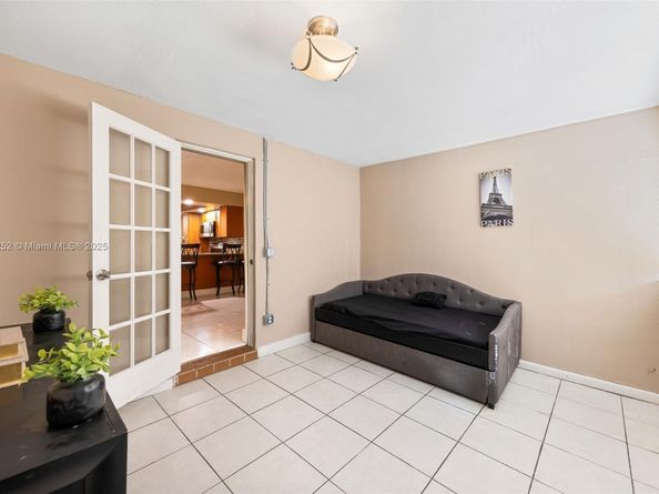 8406 NW 35th St, Coral Springs FL 33065