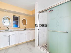 8406 NW 35th St, Coral Springs FL 33065