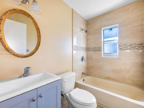 8406 NW 35th St, Coral Springs FL 33065