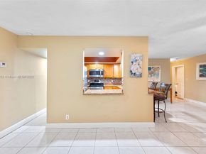 8406 NW 35th St, Coral Springs FL 33065