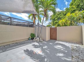13350 SW 88th Ter B, Miami FL 33186