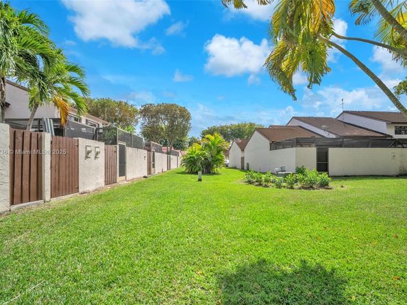 13350 SW 88th Ter B, Miami FL 33186