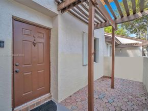 13350 SW 88th Ter B, Miami FL 33186