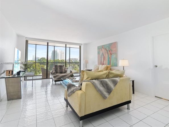 20379 W Country Club Dr 536, Aventura FL 33180
