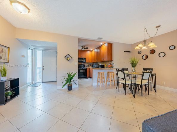 2888 S Carambola Cir S 2079, Coconut Creek FL 33066