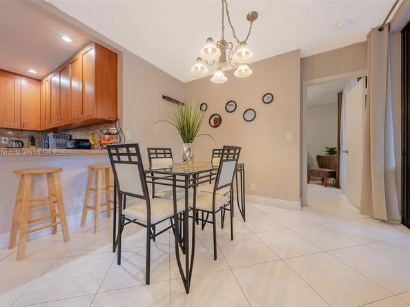 2888 S Carambola Cir S 2079, Coconut Creek FL 33066