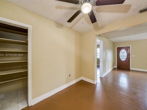 17950 NW 6th Ct, Miami Gardens FL 33169