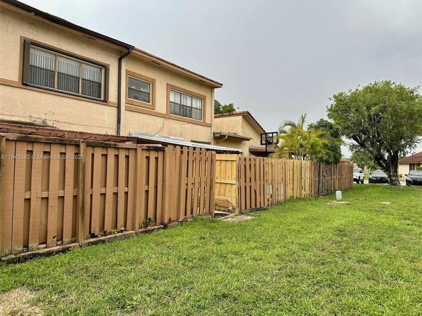 13423 SW 14th Ter, Miami FL 33184