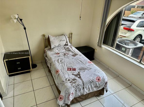 13423 SW 14th Ter, Miami FL 33184