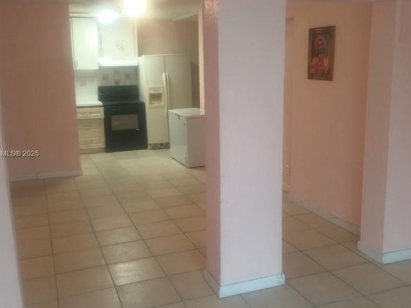 2300 NW 15th Ct, Fort Lauderdale FL 33311
