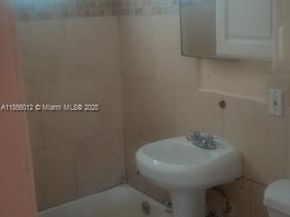 2300 NW 15th Ct, Fort Lauderdale FL 33311