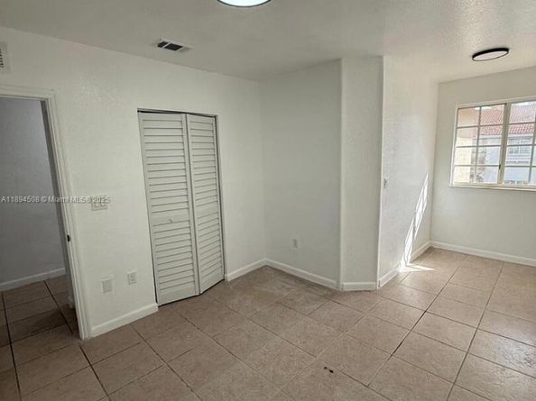 21209 NW 14th Pl 720, Miami Gardens FL 33169