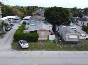 1495 SW 131st AVE, Miami FL 33184