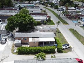 1495 SW 131st AVE, Miami FL 33184