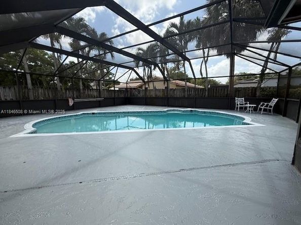 1328 NW 86th Way, Coral Springs FL 33071