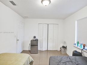 1720 NW 44th St, Miami FL 33142