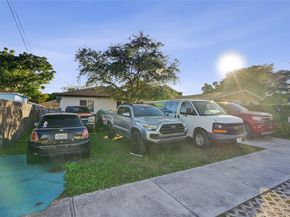 1720 NW 44th St, Miami FL 33142