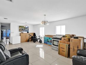 1720 NW 44th St, Miami FL 33142