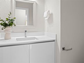 1223 NW 125th Ter, Sunrise FL 33323