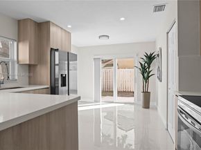 1223 NW 125th Ter, Sunrise FL 33323