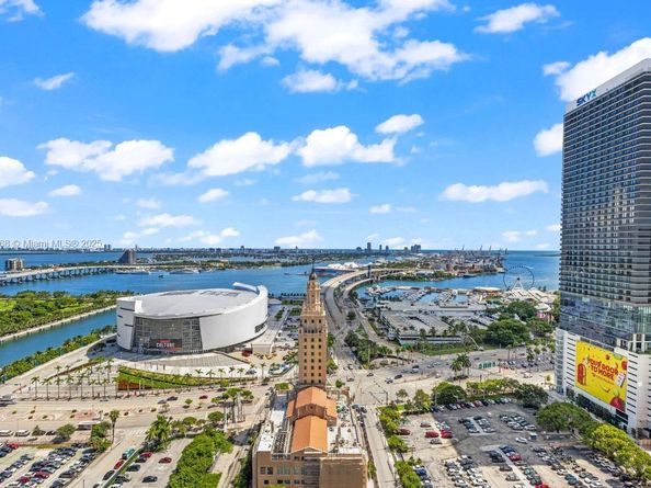 Undisclosed Address #A11921068, Miami FL 33132