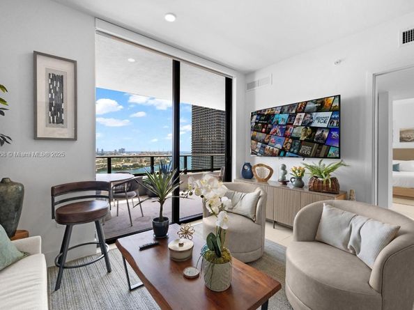 Undisclosed Address #A11921068, Miami FL 33132