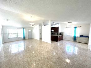 9604 NW 49th St, Sunrise FL 33351