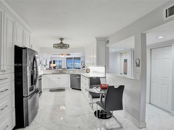 7760 Granville Dr 303, Tamarac FL 33321