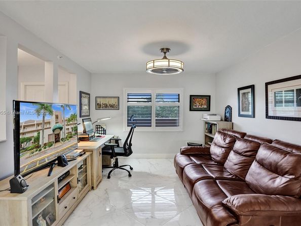 7760 Granville Dr 303, Tamarac FL 33321