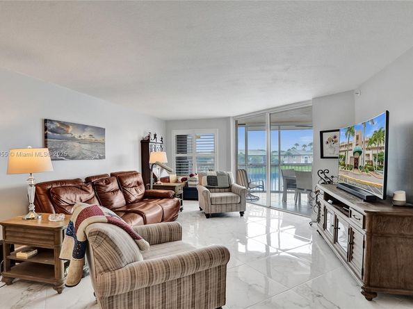 7760 Granville Dr 303, Tamarac FL 33321